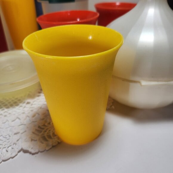 Vintage Tupperware Lot Replacement Cups Egg Cups Seperator Bowl Garlic K… - Picture 9 of 16